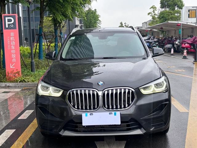 BMW X1 2021 sDrive25Li Leading Type exterior photo 2