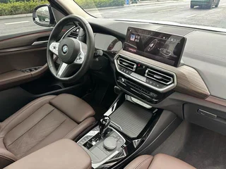 BMW X3 2023 xDrive30i Leader M Ensemble de nuit Yao intérieur photo 17