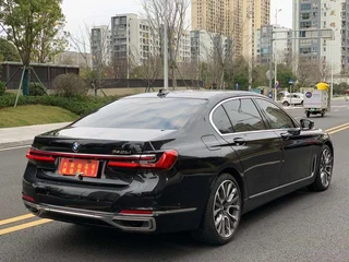 BMW 7 Series 2021 730Li Ensemble de luxe extérieur photo 4