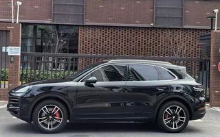 Porsche Cayenne 2024 Cayenne 3.0T exterior photo 4