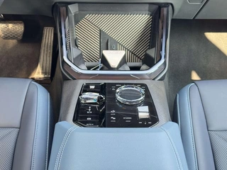 BMW X3 2025 xDrive30L Tipo de lujo M Conjunto deportivo interior foto 10