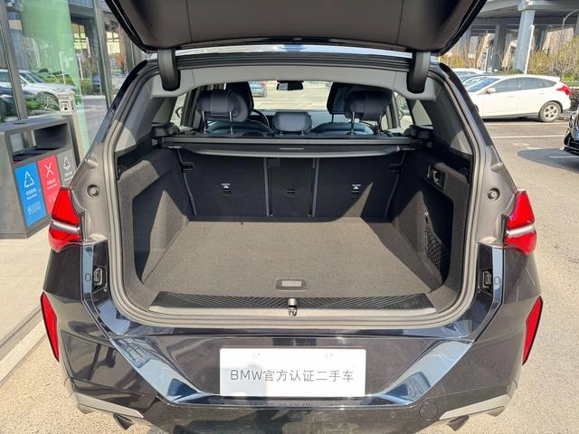 BMW X3 2025 xDrive30L Tipo de lujo M Conjunto deportivo interior foto 12