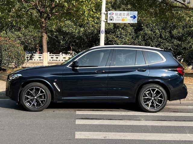 BMW X3 2022 xDrive25i M Sports suit exterior photo 3