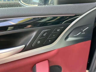 BMW X3 2022 xDrive25i M Sports suit interior photo 13