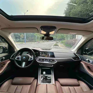 BMW X5 2021 xDrive30i M Sports suit interior photo 8