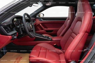 Porsche 911 2023 Carrera 3.0T interior photo 12