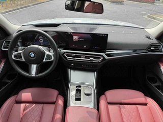 BMW 3 Series 2023 325Li M Traje nocturno deportivo Yao interior foto 11
