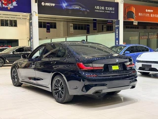 BMW 3 Series 2022 325Li M Sports Night Suit exterior photo 4