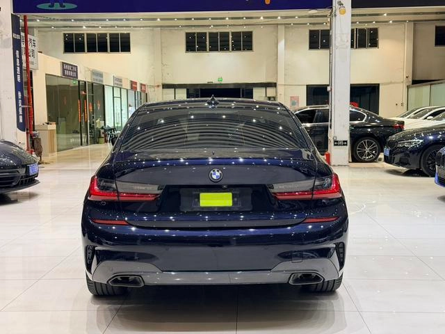 BMW 3 Series 2022 325Li M Sports Night Suit exterior photo 5