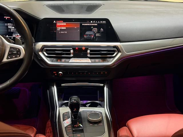 BMW 3 Series 2022 325Li M Sports Night Suit interior photo 16