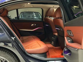 BMW 3 Series 2022 325Li M Sports Night Suit interior photo 20