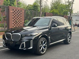 BMW X5 2023 xDrive30Li Премиум-класса M Спортивный ночной костюм