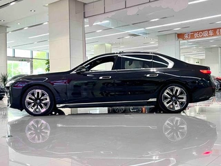 BMW 7 Series 2023 740Li Премиум-класса Роскошный набор экстерьер фото 3