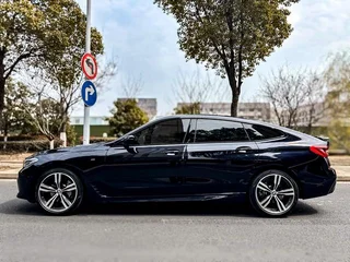 BMW 6 Series GT 2022 630i M Conjunto deportivo exterior foto 7