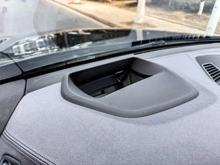 BMW 6 Series GT 2022 630i M Conjunto deportivo interior foto 12
