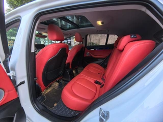BMW X2 2022 sDrive25i M Off-road suit interior photo 8