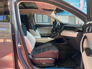 LYNK & CO 06 2020 1.5T glory Halo interior photo 12 LYNK & CO 06 2020 1.5T glory Halo interior photo 12