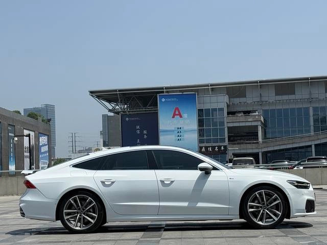 Audi A7 2024 45 TFSI Type de sélection extérieur photo 7