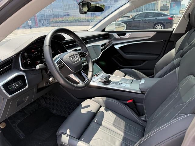 Audi A7 2024 45 TFSI Type de sélection intérieur photo 11