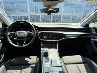 Audi A7 2024 45 TFSI Type de sélection intérieur photo 15