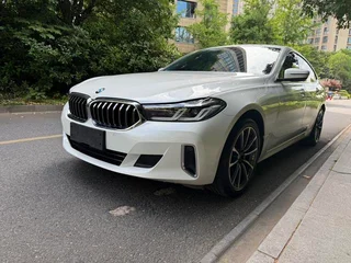 BMW 6 Series GT 2022 630i Luxury Design Set