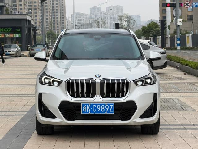 BMW X1 2023 sDrive25Li M Sports suit exterior photo 2