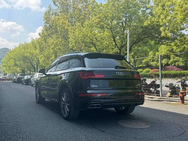 Audi Q5L 2024 45TFSI Deluxe Dynamic exterior photo 8