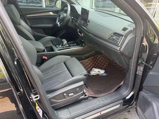 Audi Q5L 2024 45TFSI Deluxe Dynamic interior photo 16