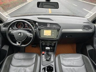 Volkswagen Tiguan L 2021 330TSI Version intelligente automatique à deux roues motrices extérieur photo 6
