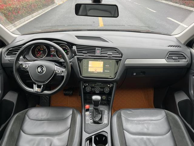 Volkswagen Tiguan L 2021 330TSI Version intelligente automatique à deux roues motrices extérieur photo 6