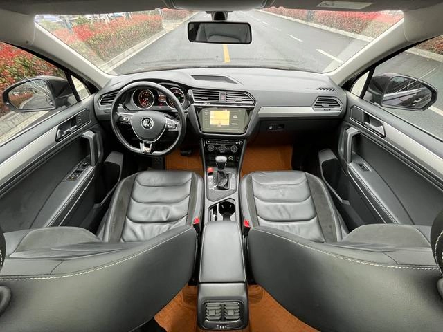 Volkswagen Tiguan L 2021 330TSI Version intelligente automatique à deux roues motrices extérieur photo 10
