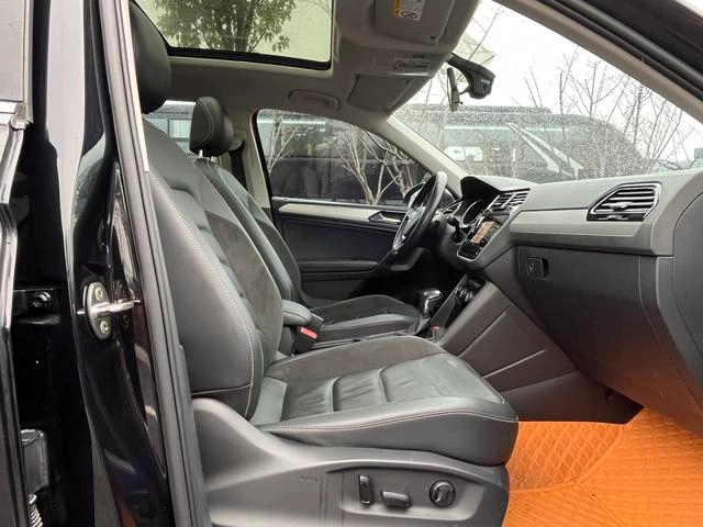 Volkswagen Tiguan L 2021 330TSI Version intelligente automatique à deux roues motrices intérieur photo 12