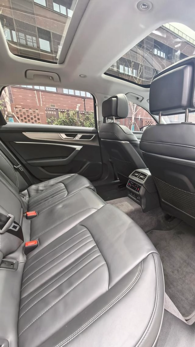 Audi A6L 2024 45 TFSI Zhenxuan Zhiya Type interior photo 13