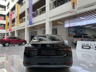 Lexus ES 2025 200 Premium Edition exterior photo 5