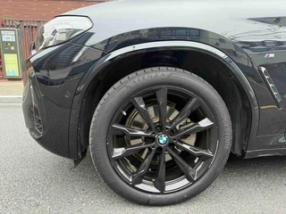 BMW X3 2022 xDrive30i Premium Class M Obsidian Night Suit exterior photo 4