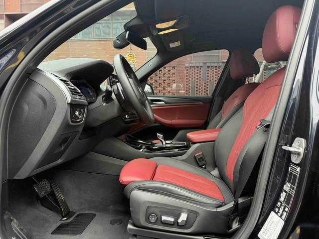 BMW X3 2022 xDrive30i Premium Class M Obsidian Night Suit exterior photo 6