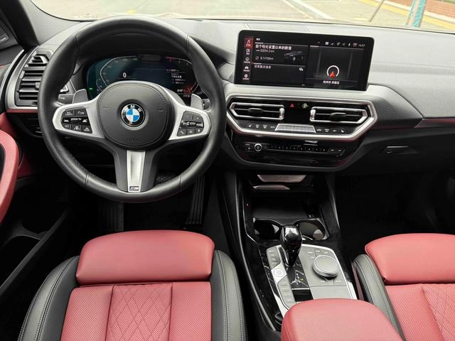 BMW X3 2022 xDrive30i Premium Class M Obsidian Night Suit exterior photo 9