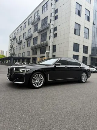 BMW 7 Series 2021 730Li Luxury Set exterior photo 1