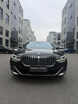 BMW 7 Series 2021 730Li Luxury Set exterior photo 2