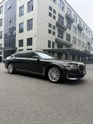 BMW 7 Series 2021 730Li Luxury Set exterior photo 3