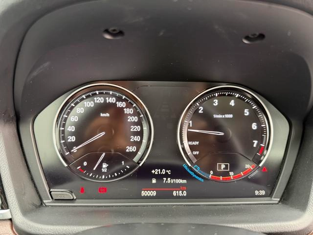 BMW X1 2022 sDrive25Li Leading Type interior photo 11