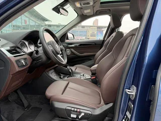 BMW X1 2022 sDrive25Li Leading Type interior photo 13