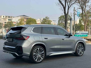 BMW X1 2023 sDrive25Li M Conjunto deportivo exterior foto 9