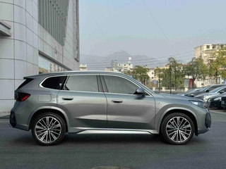 BMW X1 2023 sDrive25Li M Conjunto deportivo exterior foto 10