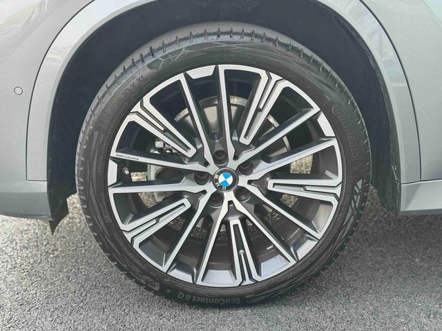 BMW X1 2023 sDrive25Li M Conjunto deportivo interior foto 11