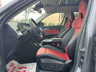 BMW X1 2023 sDrive25Li M Conjunto deportivo interior foto 18