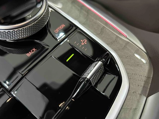 BMW X5 2026 xDrive40Li Premium Class M Sports Night Suit interior photo 14
