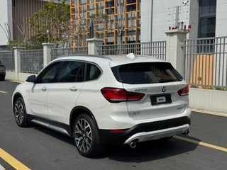 BMW X1 2022 xDrive25Li Tipo de lujo exterior foto 5 BMW X1 2022 xDrive25Li Tipo de lujo exterior foto 5