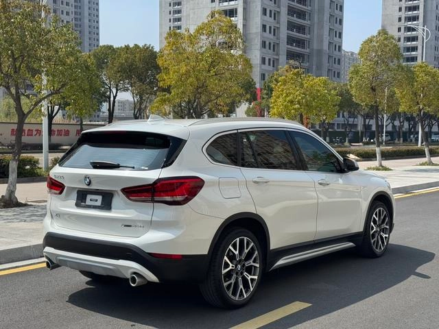 BMW X1 2022 xDrive25Li Tipo de lujo exterior foto 6 BMW X1 2022 xDrive25Li Tipo de lujo exterior foto 6