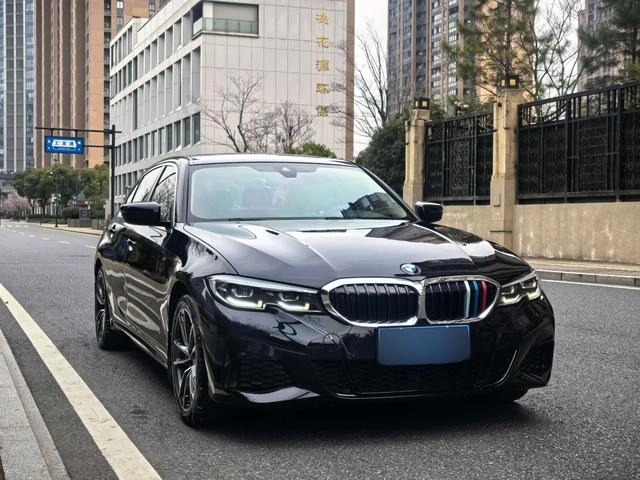 BMW 3 Series 2022 325Li M Sports suit exterior photo 3